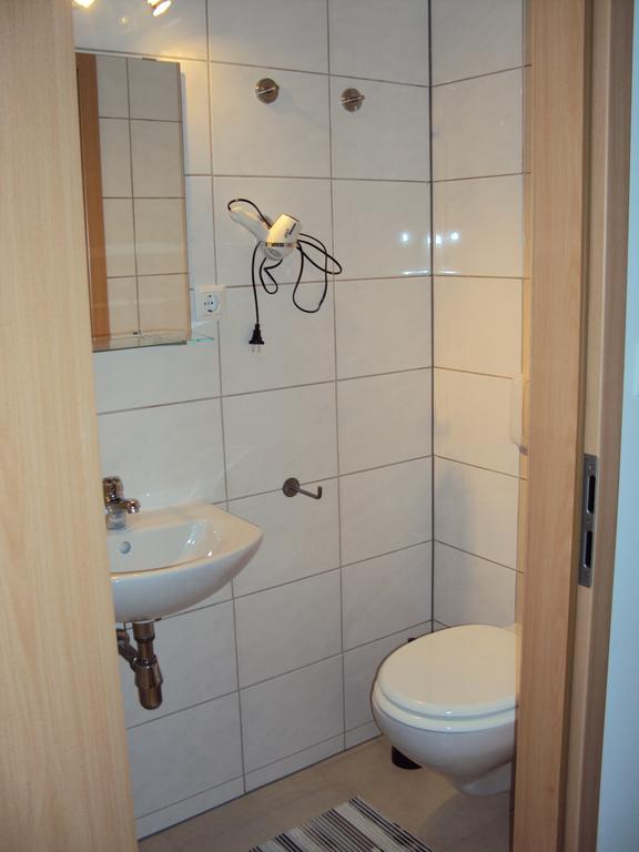 Rehefeld-Zaunhaus Apartments Ski Sonne Rehe מראה חיצוני תמונה
